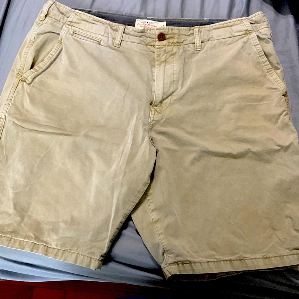 Lucky brand shorts-men’s